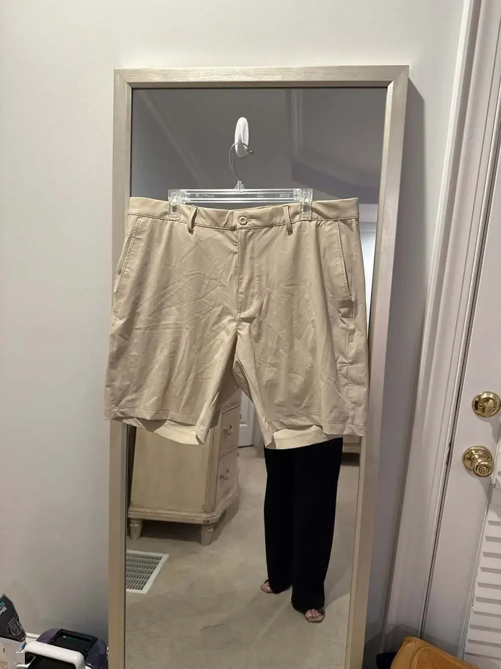 Greg Norman Performance Stretch Golf Shorts Size 38 Khaki
